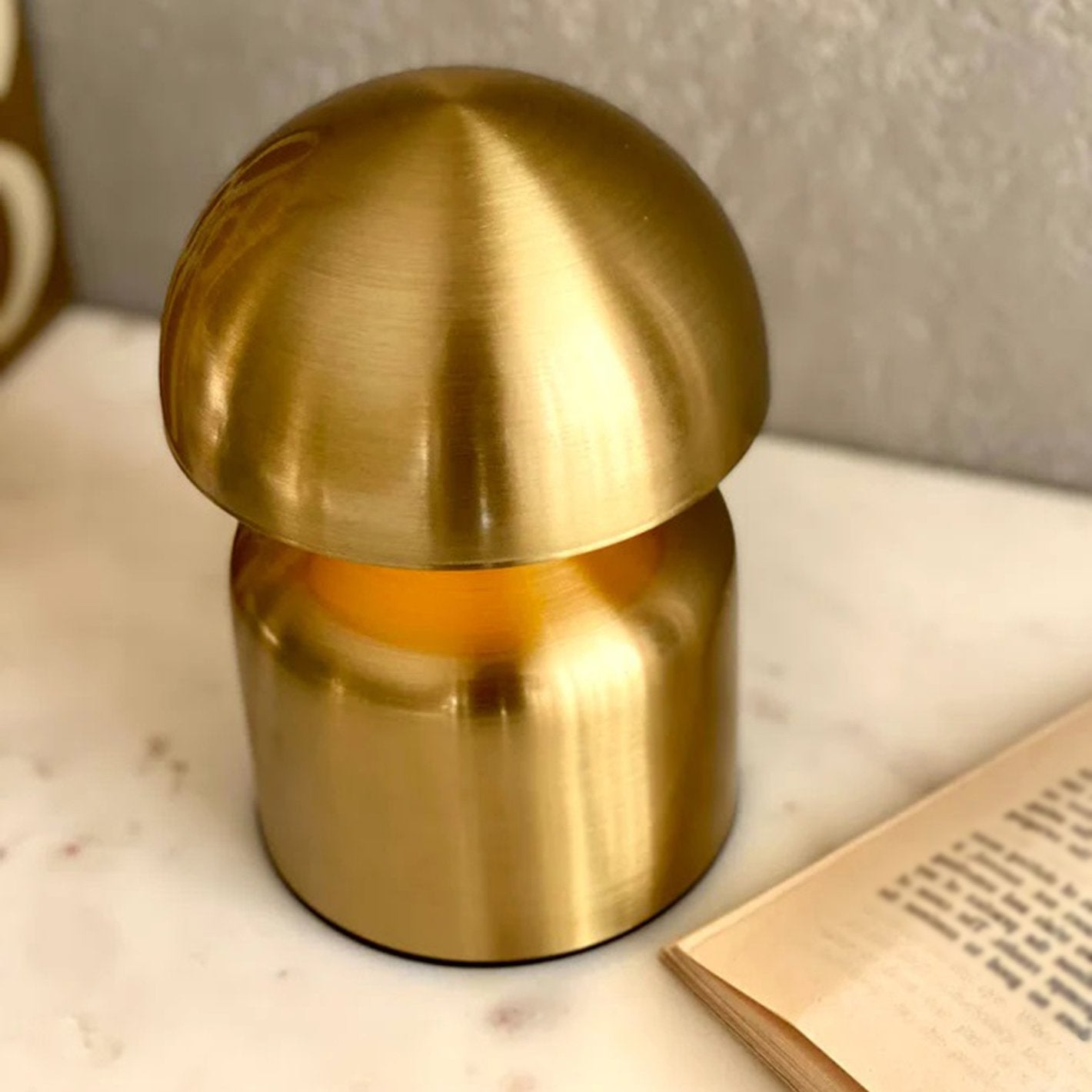 Metal Touch Table Lamp